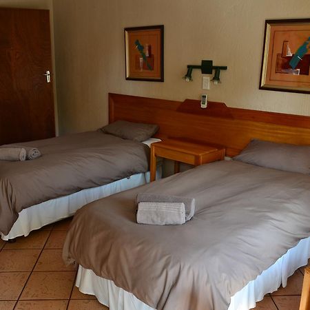 بولوكوان Jacaranda Lodge المظهر الخارجي الصورة